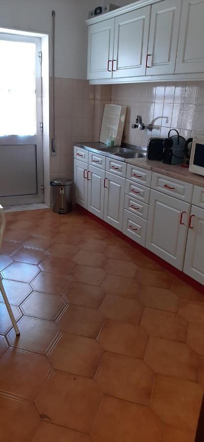 Apartamento Abril Гоувея Екстериор снимка