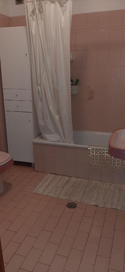 Apartamento Abril Гоувея Екстериор снимка